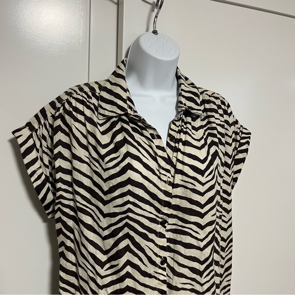 100% Linen Zebra Print Button-Front Shirt Dress Size Medium Lightweight Animal - Picture 3 of 7